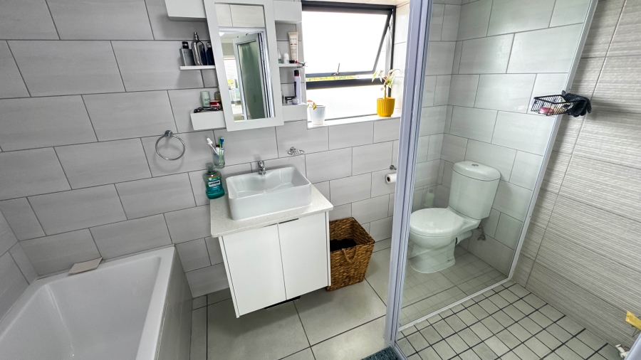 2 Bedroom Property for Sale in Dana Bay Western Cape